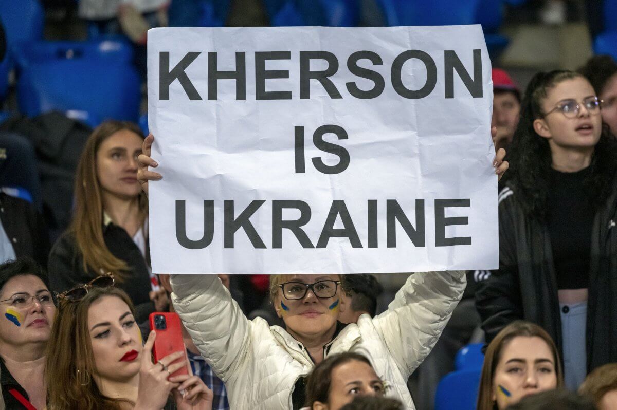Pro-Russian Leaders Want to Integrate Kherson With Russia, Says Russian Media