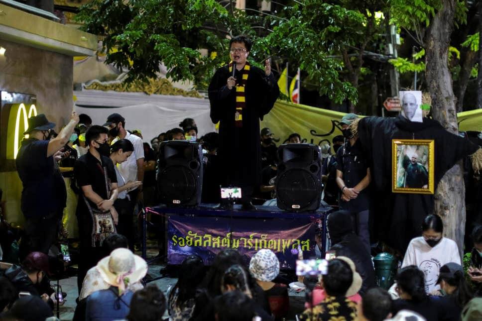 Students Call for Democracy in Unprecedented Protests Against Thai Monarchy 