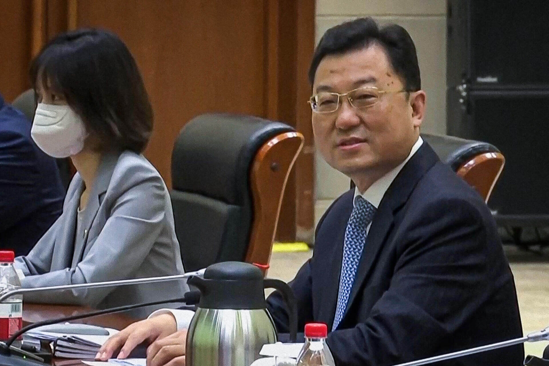 US “Disregarding Rules,” Using Taiwan Issue to Constrain China: Chinese Ambassador