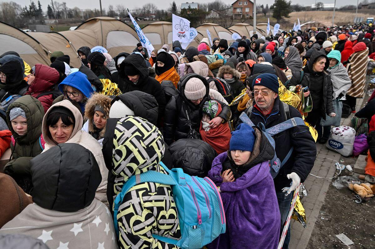 France Criticises UK’s “Lack of Humanity” After Accepting Merely 760 Ukrainian Refugees