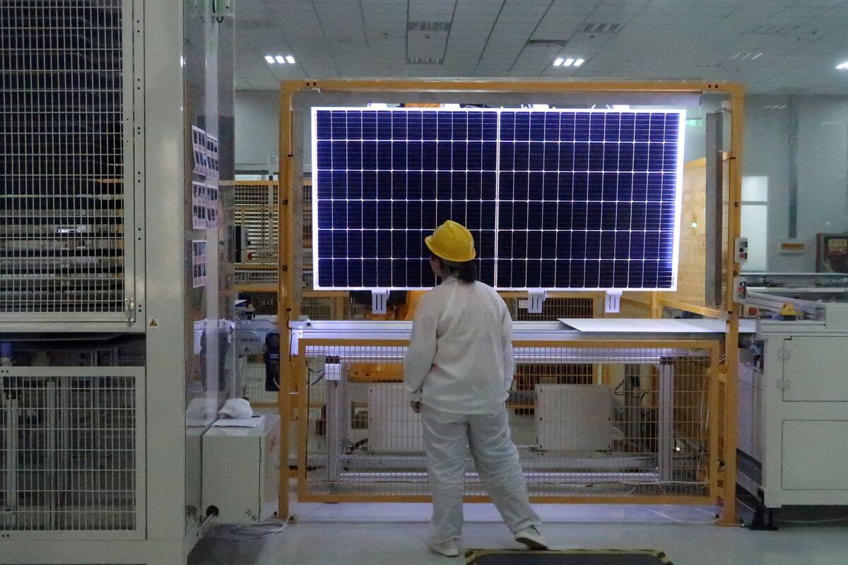 US Seizes Over 1,000 Chinese Solar Shipments Worth Millions Under Uyghur Forced Labour Law