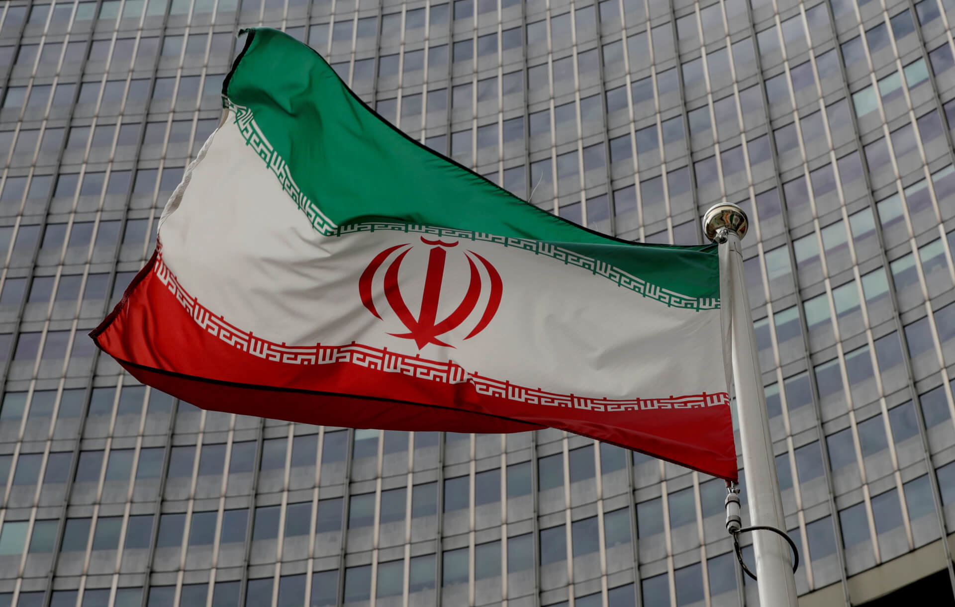 US Sanctions Indian, Chinese Firms for Helping Iran Export Oil