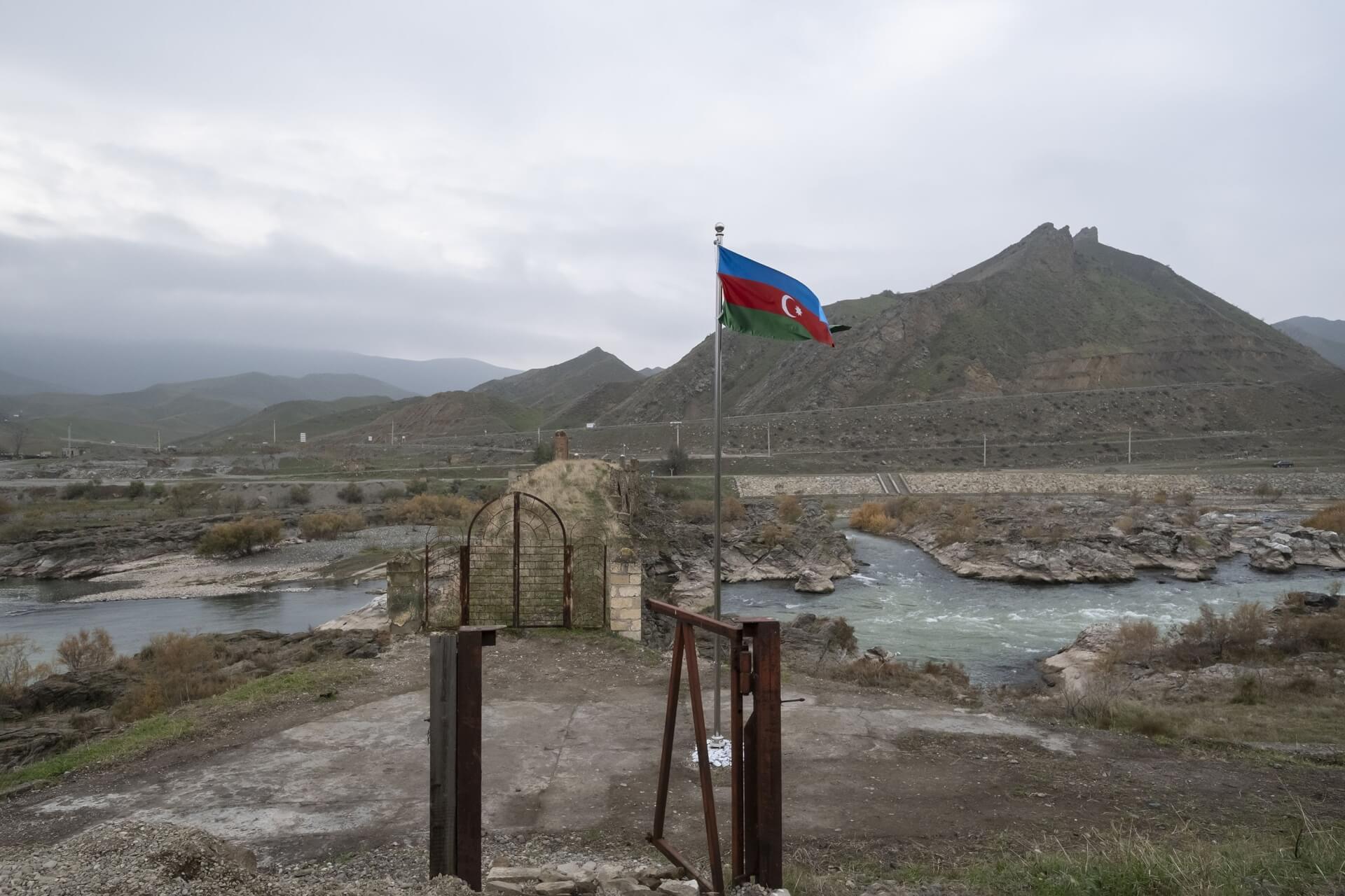 Russia Negotiates Armenia-Azerbaijan Ceasefire After Renewed Clashes Kill at Least 50