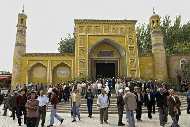 Government Significantly Reducing Number of Mosques in China: HRW Report