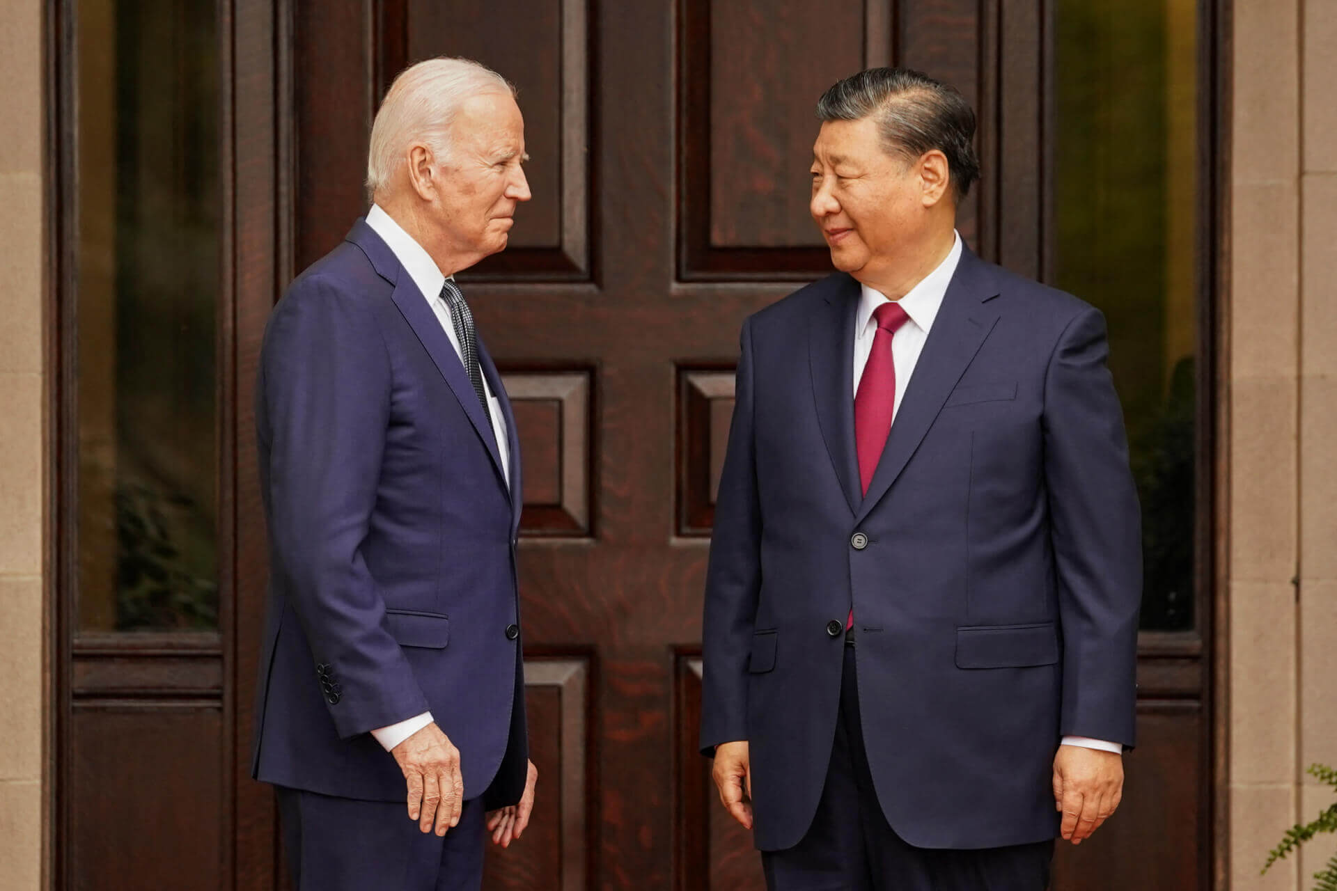 Xi, Biden Discuss Counternarcotics, Climate, and AI in High-Level Call