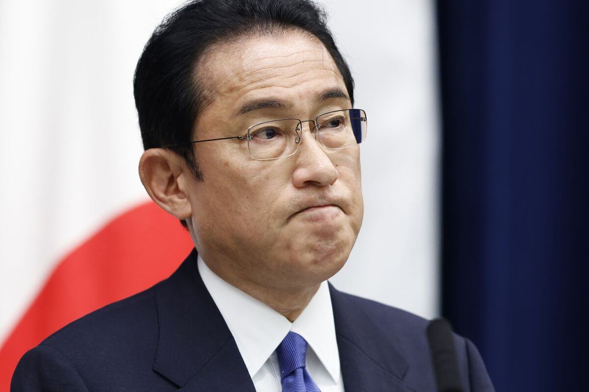 Japanese PM Kishida Pushes to Raise Defence Spending to 2% of GDP by 2027