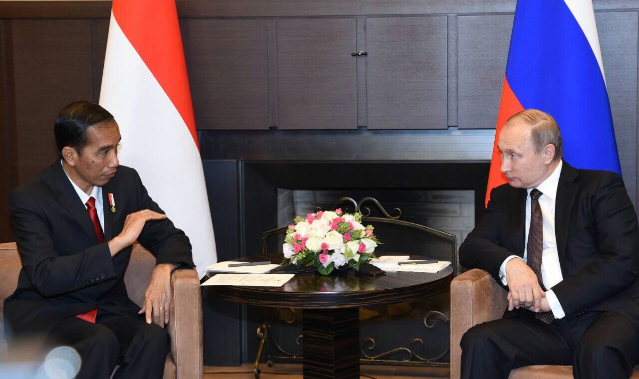 Jokowi Becomes First Asian Leader to Meet Both Zelensky and Putin During War