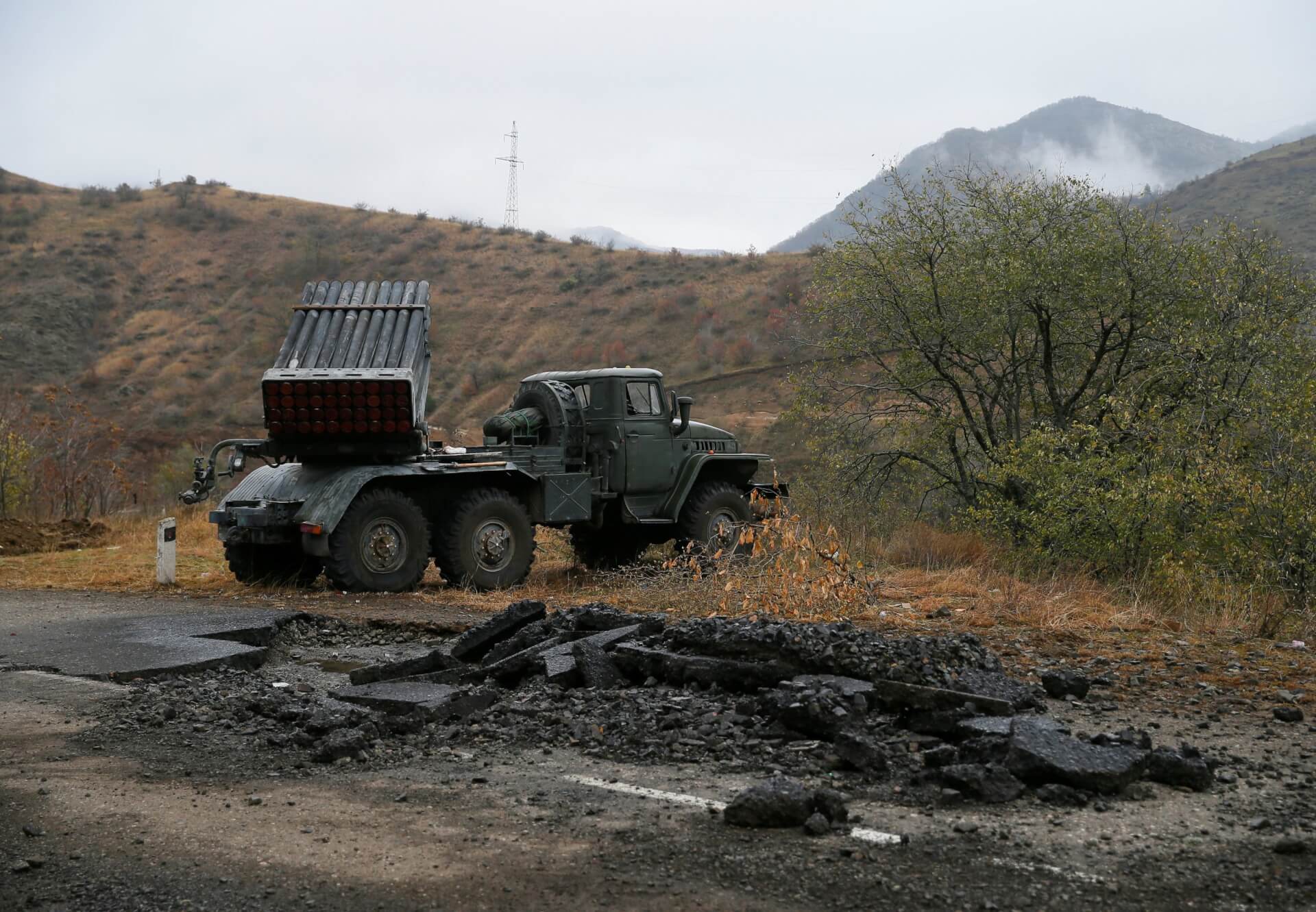 Azerbaijan Condemned for New Military Op. in Nagorno-Karabakh, 4 Armenian Troops Killed