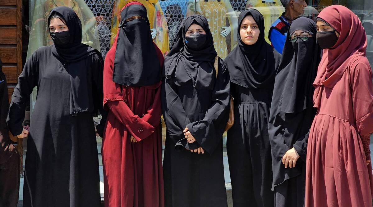 India: Srinagar School Apologises After Alleged Ban on Abaya Causes Row