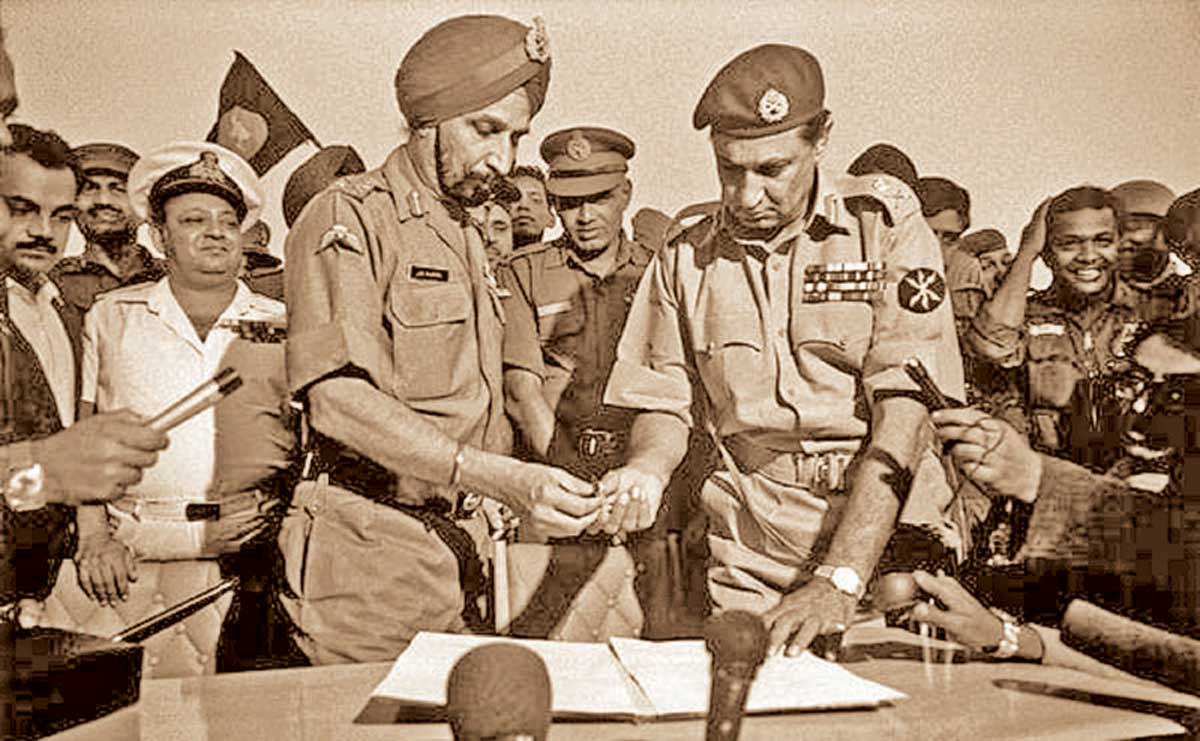 Indian and Bangladeshi armies signing an agreement during the 1971 war.