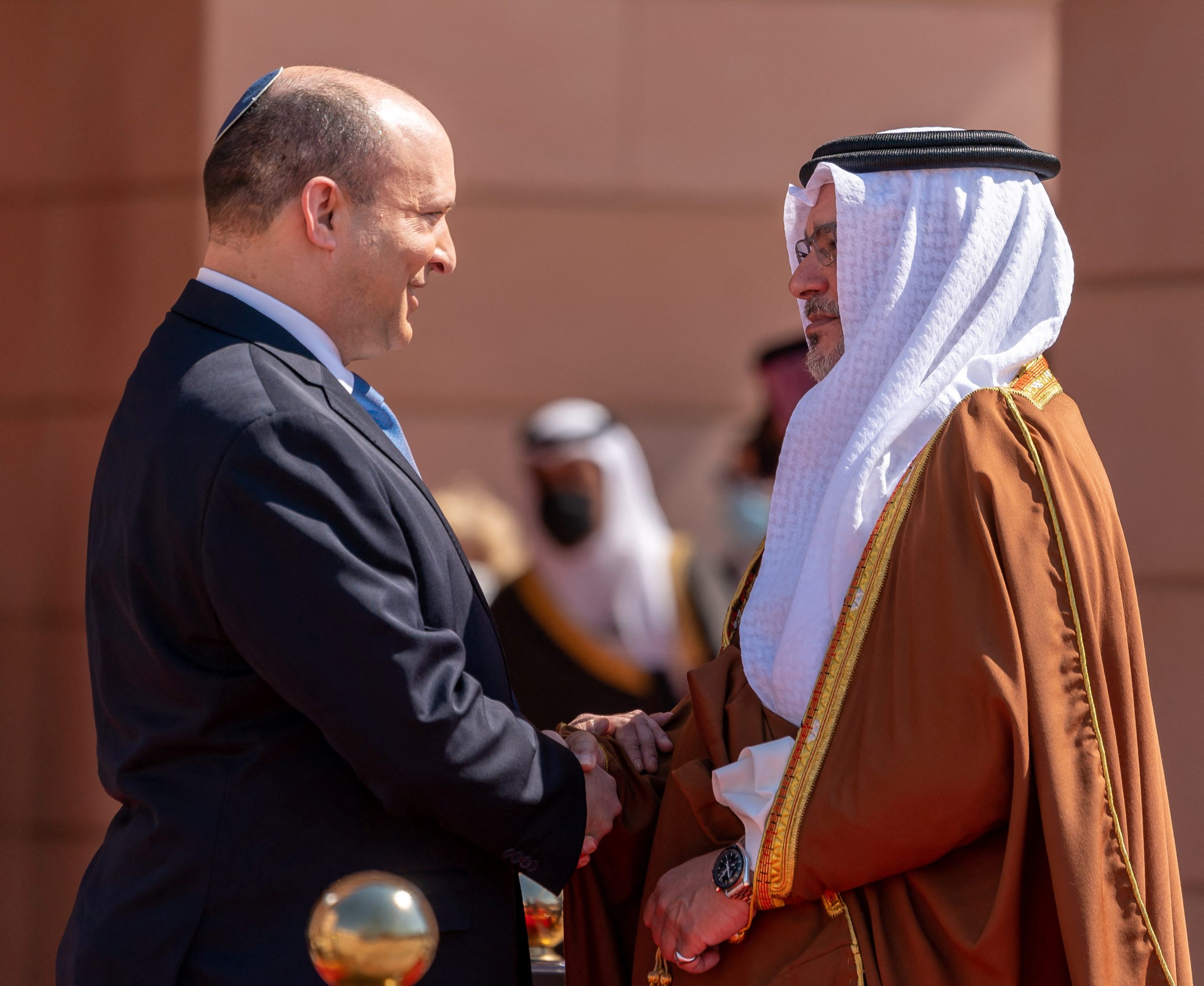 Following a meeting between Israeli Prime Minister Naftali Bennett met with Bahrain’s King Hamad bin Isa Al Khalifa in Manama on Tuesday, Israel agreed to supply natural gas to Egypt from a new route via Jordan.