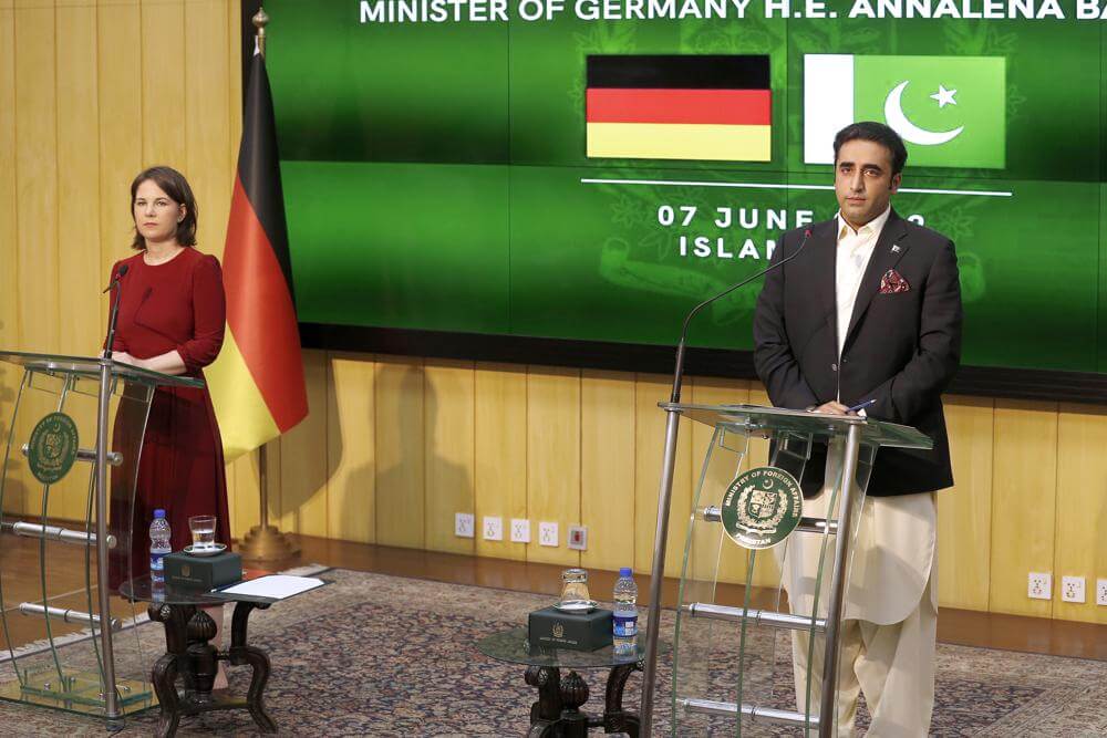 German FM Urges India, Pak to Respect Human Rights in Kashmir, Adopt Constructive Approach