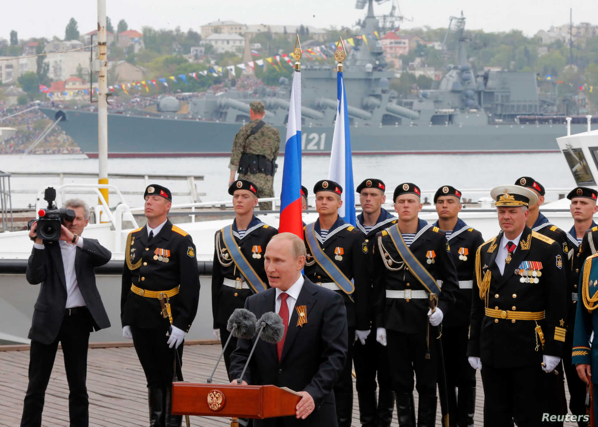 Putin Attends Russian Warship Keel-Laying Ceremony in Annexed Crimea
