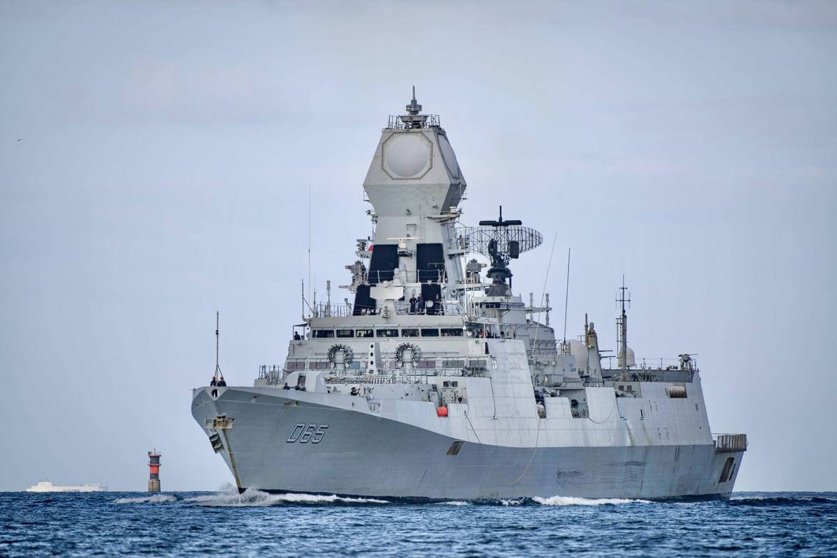 Indian Navy Enhances Maritime Surveillance, Deploys Task Groups Amid Increasing Attacks in Arabian Sea
