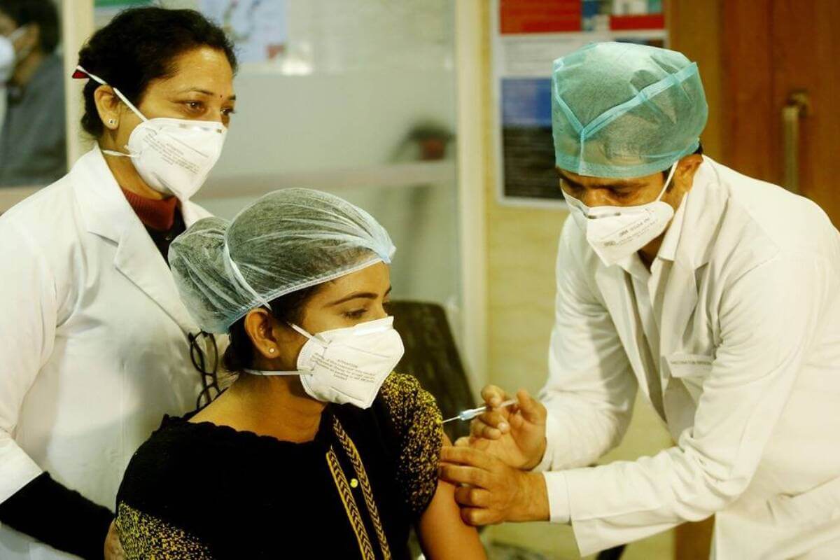India’s Domestic Vaccination Drive Does Not Require it to Abandon Vaccine Diplomacy