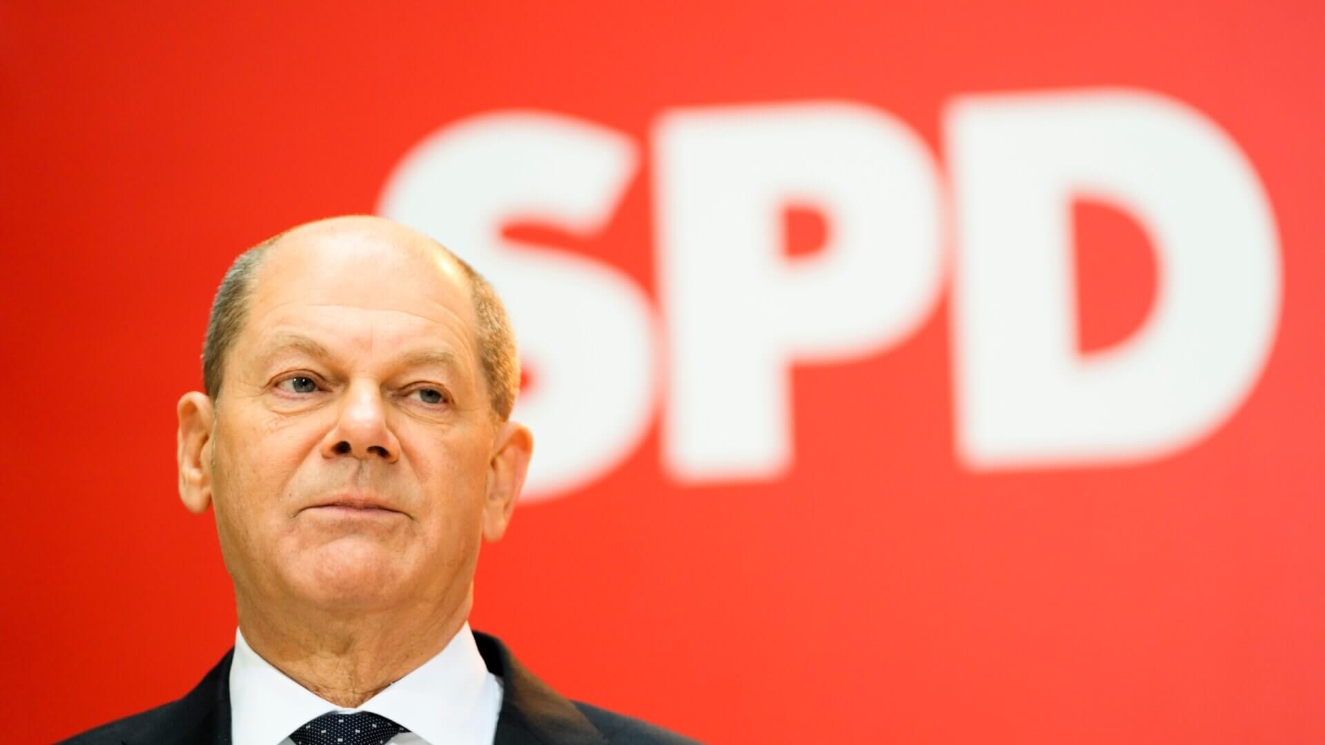 Incoming German Chancellor Scholz Warns Russia Over Ukraine, Avoids Discussing China