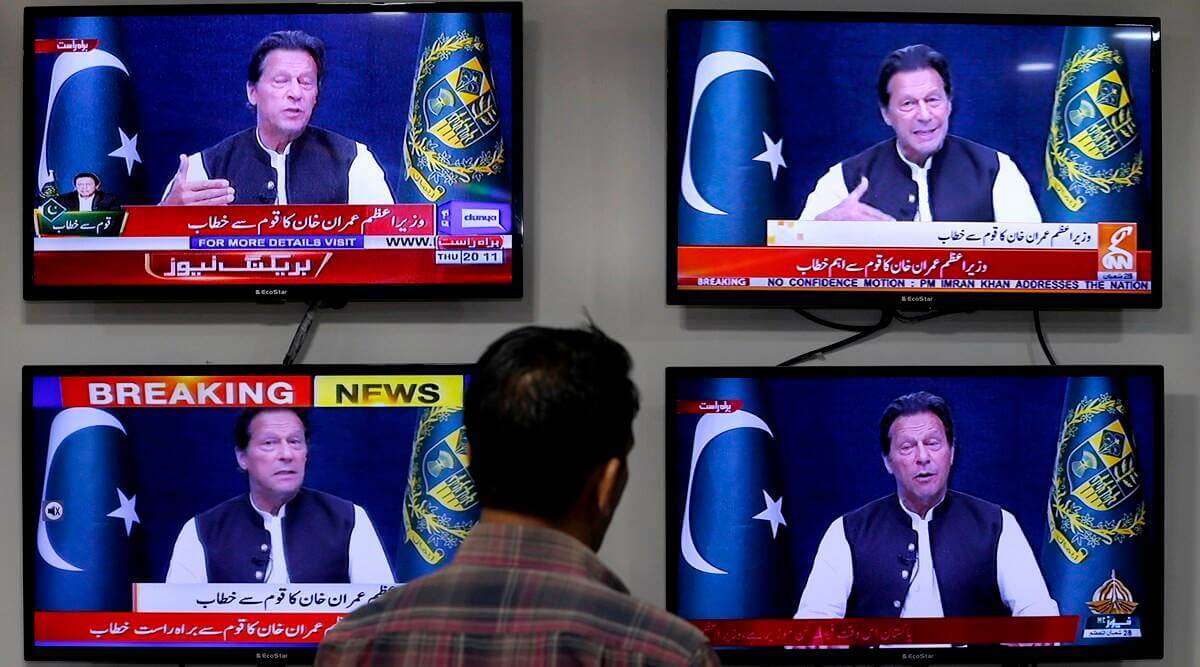 Pakistan Imran Khan Dissolves Parliament and Calls for Early Election