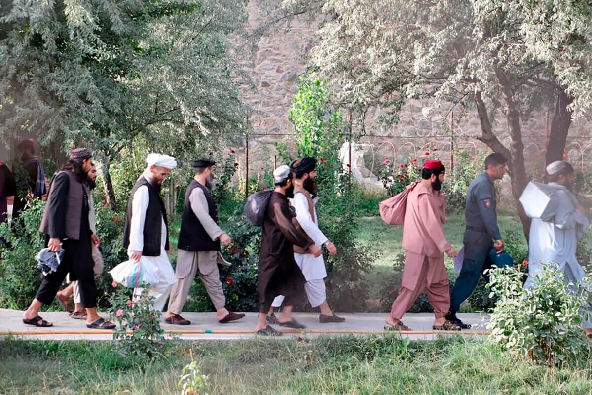 Afghanistan Begins Releasing “Hard-Core” Taliban Prisoners