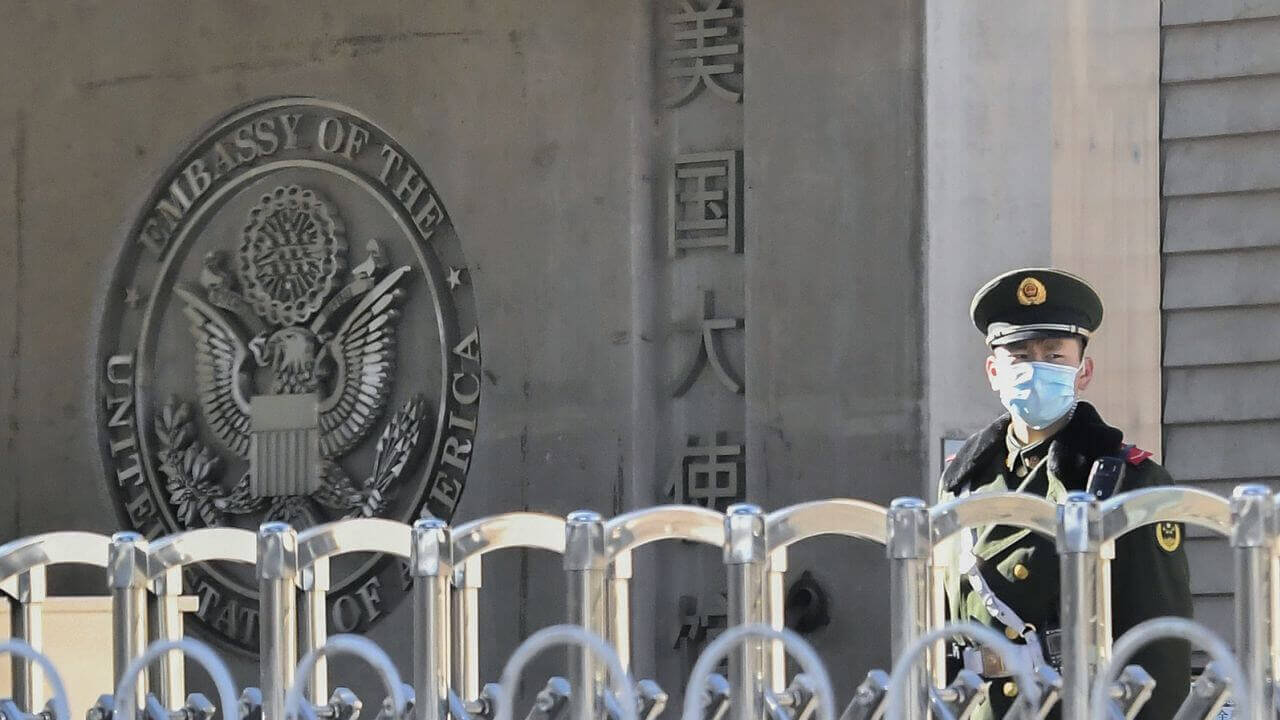 China Arrests Gov’t Official Allegedly Spying for CIA