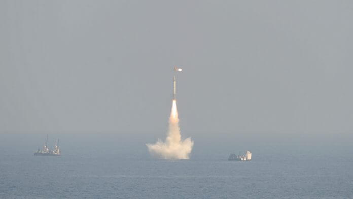 India Successfully Tests 3,500 km Ranged Nuclear Ballistic Missile From Submarine