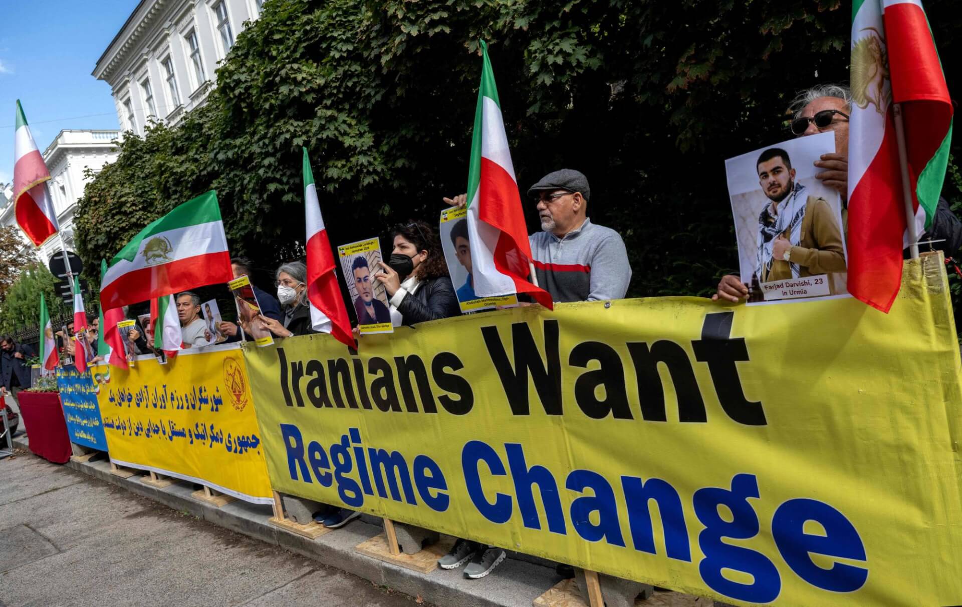 Iran Imposes Retaliatory Sanctions on EU, UK for “Promoting Terrorism”