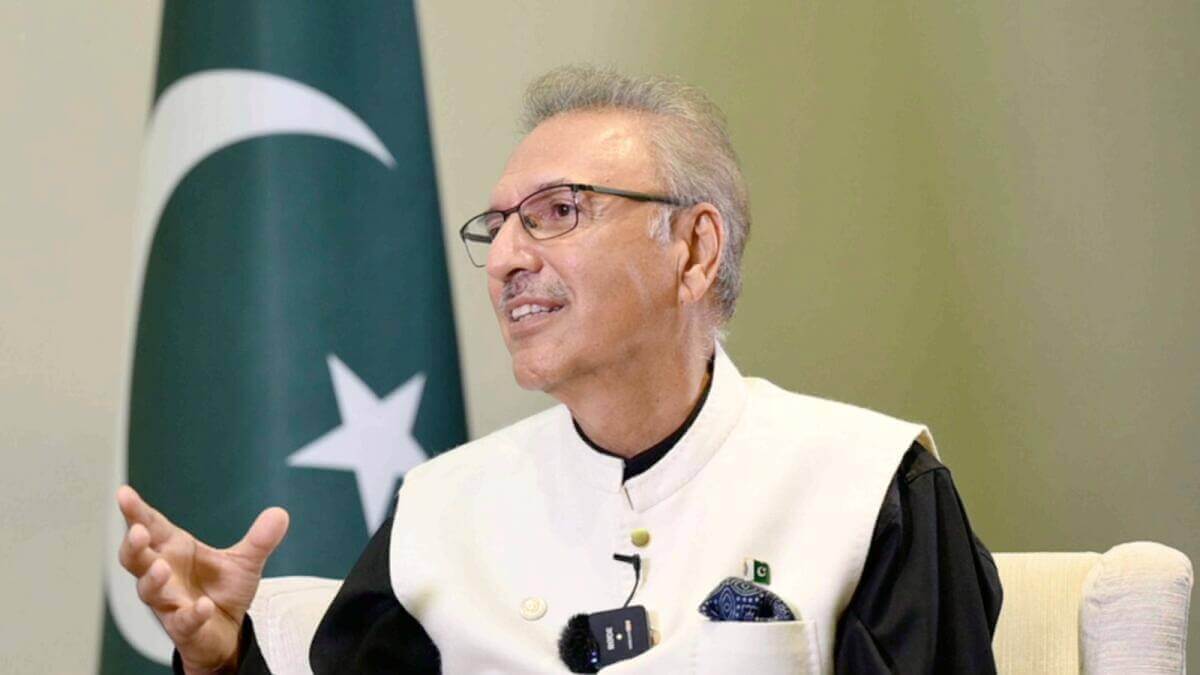 Pakistan Pres. Alvi Struggling to Mediate Discussions to ‘Save Democracy’