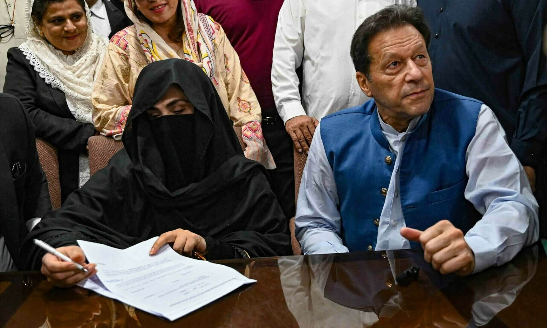 Pakistan: Ex-PM Imran Khan, Wife Bushra Bibi Sentenced to 14 Years in Jail in Toshakhana Case