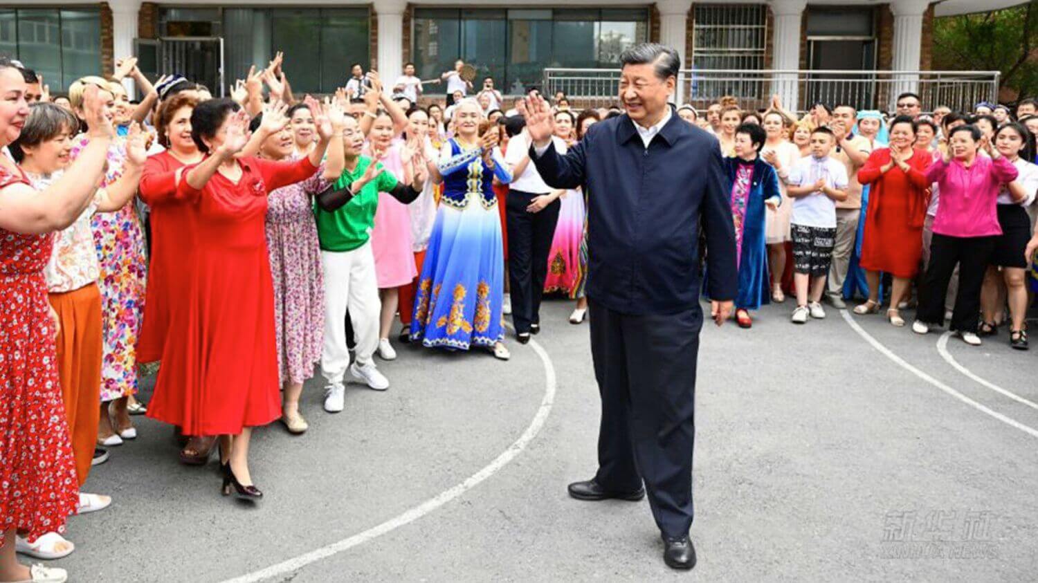 “Glad to See Local Community Thriving”: Xi On First Visit to Xinjiang in Eight Years