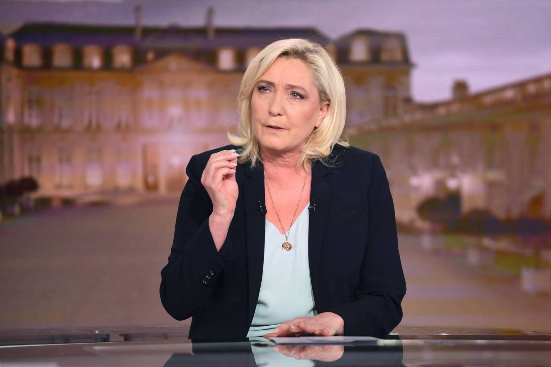 France: Far-Right Candidate Le Pen Vows to Pursue Closer Ties With Russia to Counter China