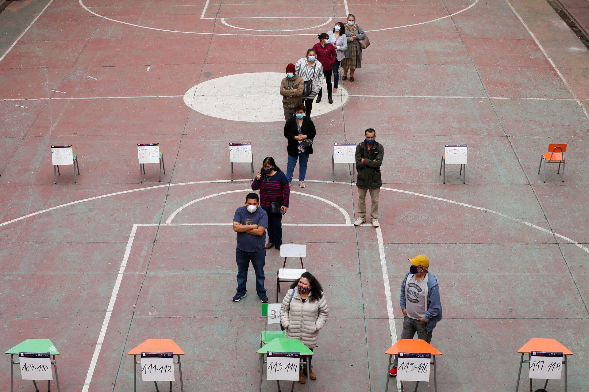 Chileans Vote For ‘Outsiders’ to Draft New Constitution, in Heavy Blow to Piñera Govt