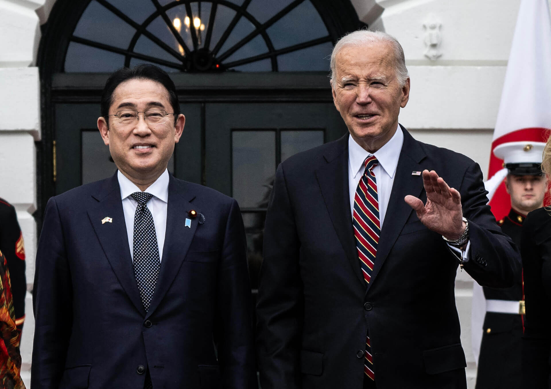 Biden, Kishida Meet to Strengthen US-Japan Ties Amid China, Russia Threats
