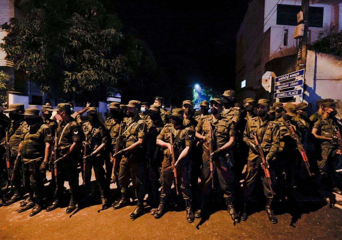 Sri Lanka: Rajapaksa’s Cabinet Resigns En Masse As Protests Intensify Despite Crackdown