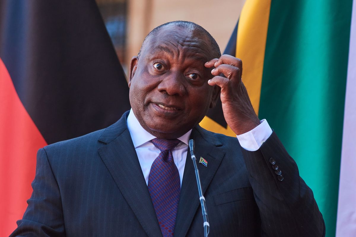 South African President Cyril Ramaphosa has fiercely denied allegations of corruption by former intelligence chief Arthur Fraser and on Thursday suspended the anti-corruption chief Busisiwe Mkhwebane.